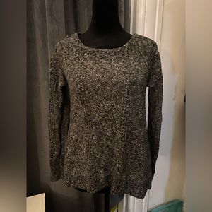 American Eagels black and white Sweater S/USED